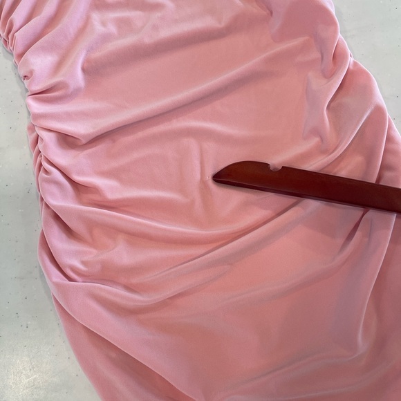 Norma Kamali Bubble Gum Tara Top - Picture 7 of 14